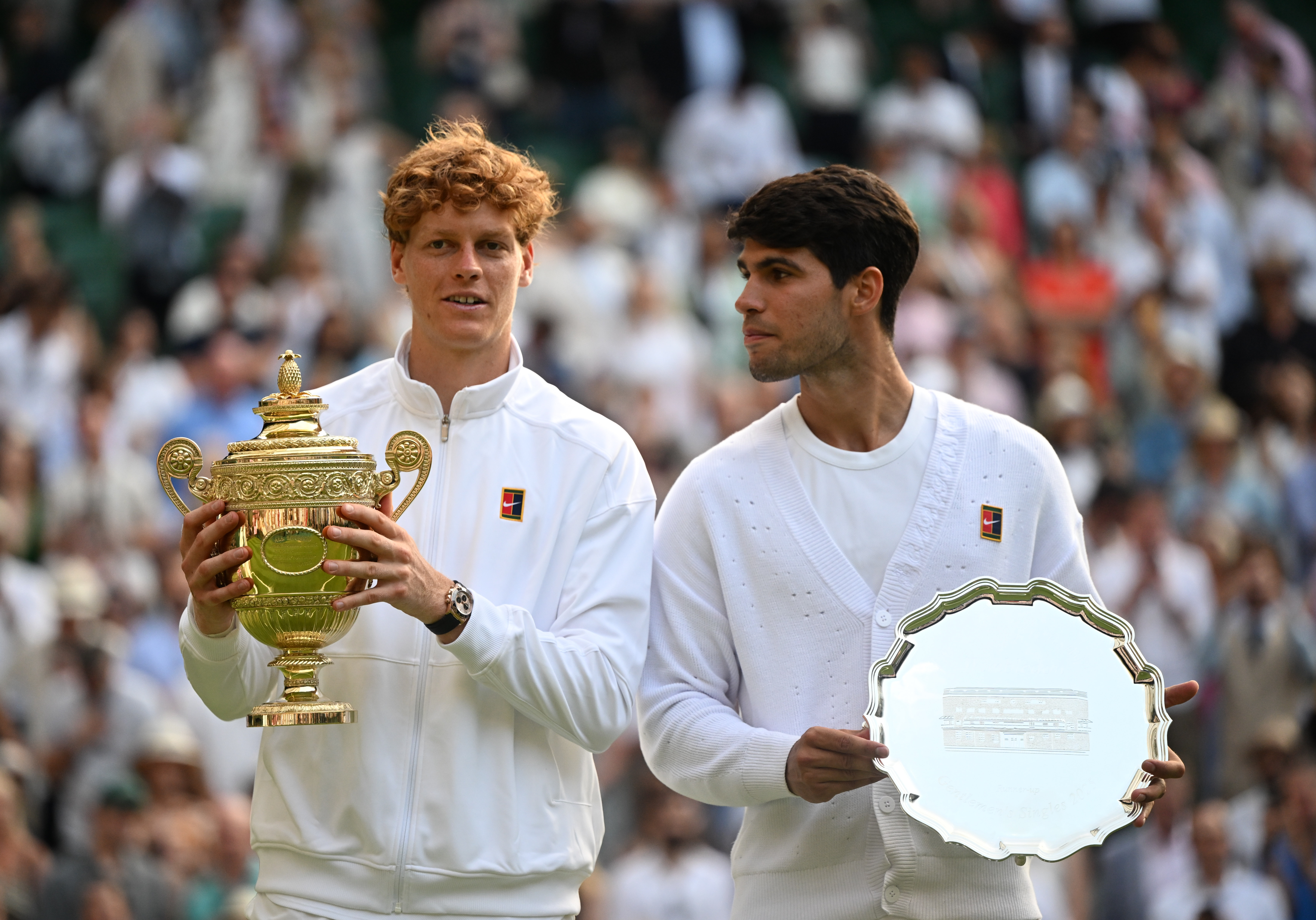 开云体育官方网站-美网绝杀温网，辛纳扛起全队