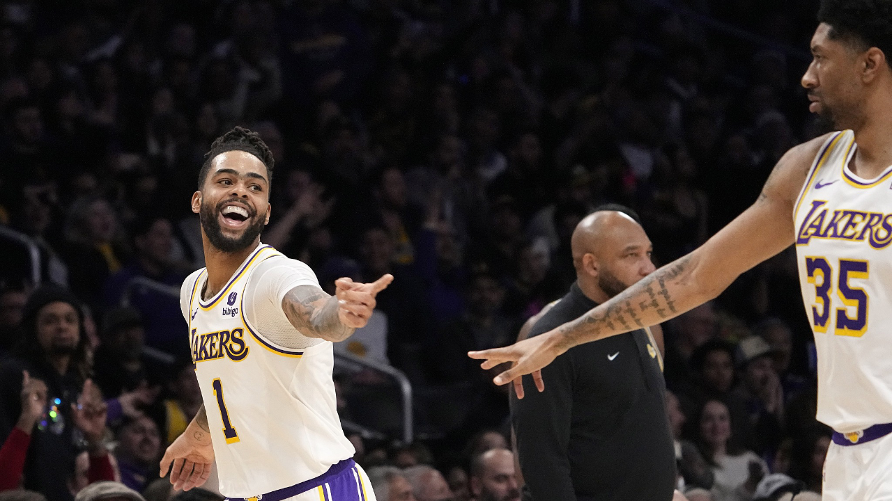 开云体育登录-关于梅赛德斯完胜威廉姆斯，拉塞尔统治全场的信息