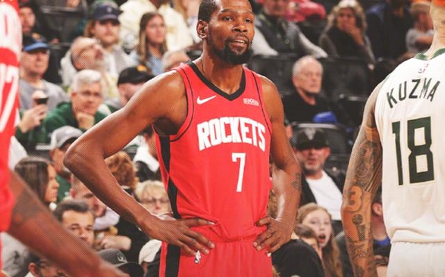 山西队横扫浙江队,杜兰特高光表现 山西队横扫浙江队,杜兰特高光表现