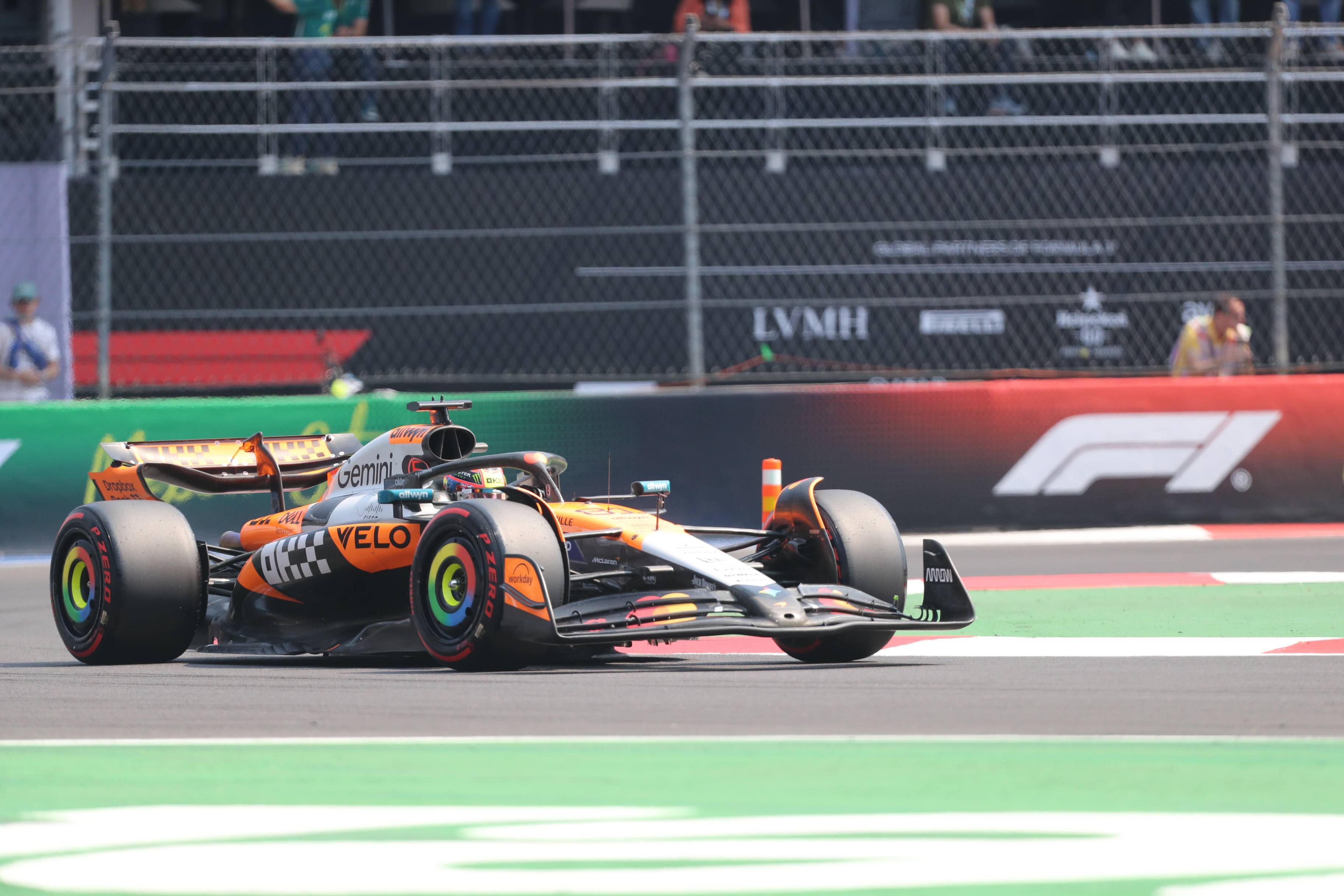 开云体育中国-哈斯车队险胜雷诺车队，皮亚斯特里刷新纪录