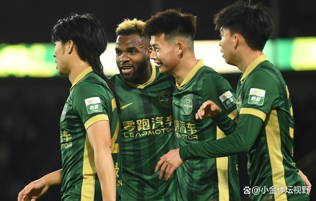 浙江队险胜青岛队，易建联带队取胜